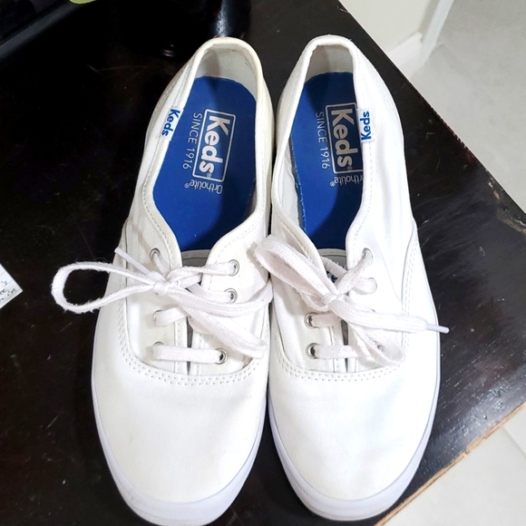 Keds Shoes - White Keds Street Sneakers Ortholite Lace up Canvas Shoes